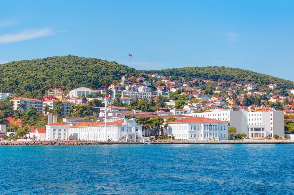 ARRIVAL AT HEYBELIADA