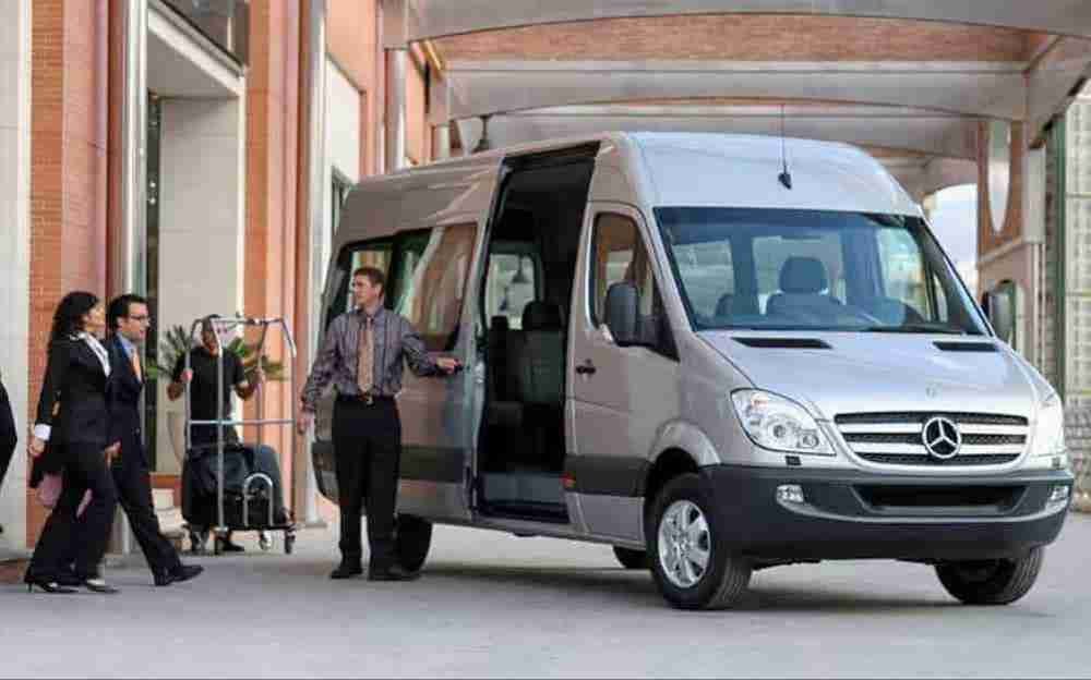 HOTEL TRANSFER TIME 08:00 - 09:00