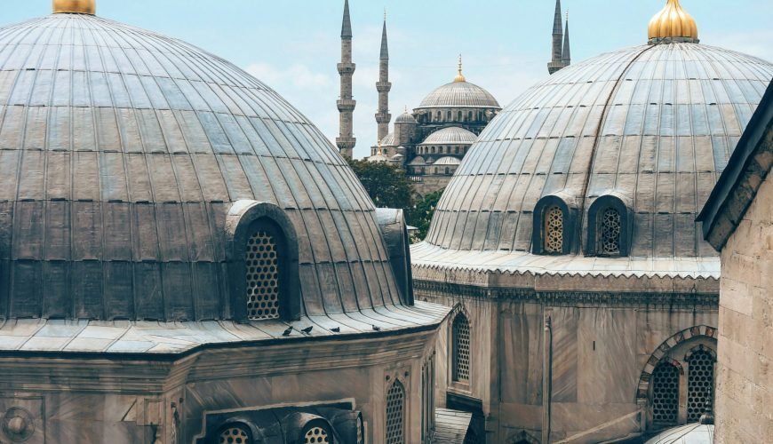 photography of mosque buildings