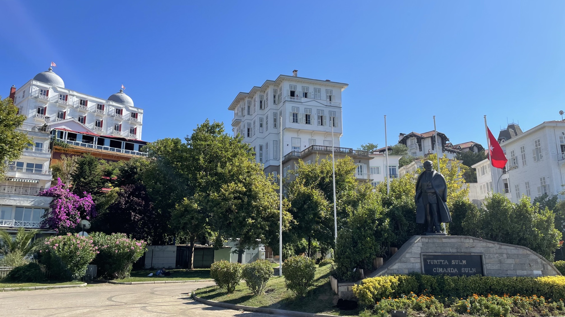 From Istanbul: Full-Day Princes Island Tour with Lunch